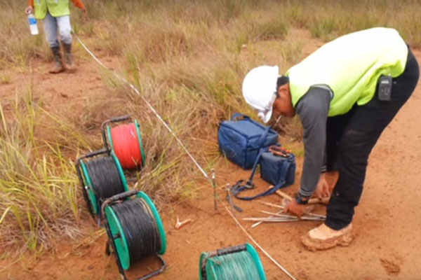 Layanan Geologi Service Division PT Kharisma Mata Air_0001_1 Jasa Survey Geolistrik